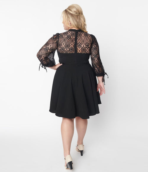  Black Lace Sleeved Knit Swing Dress