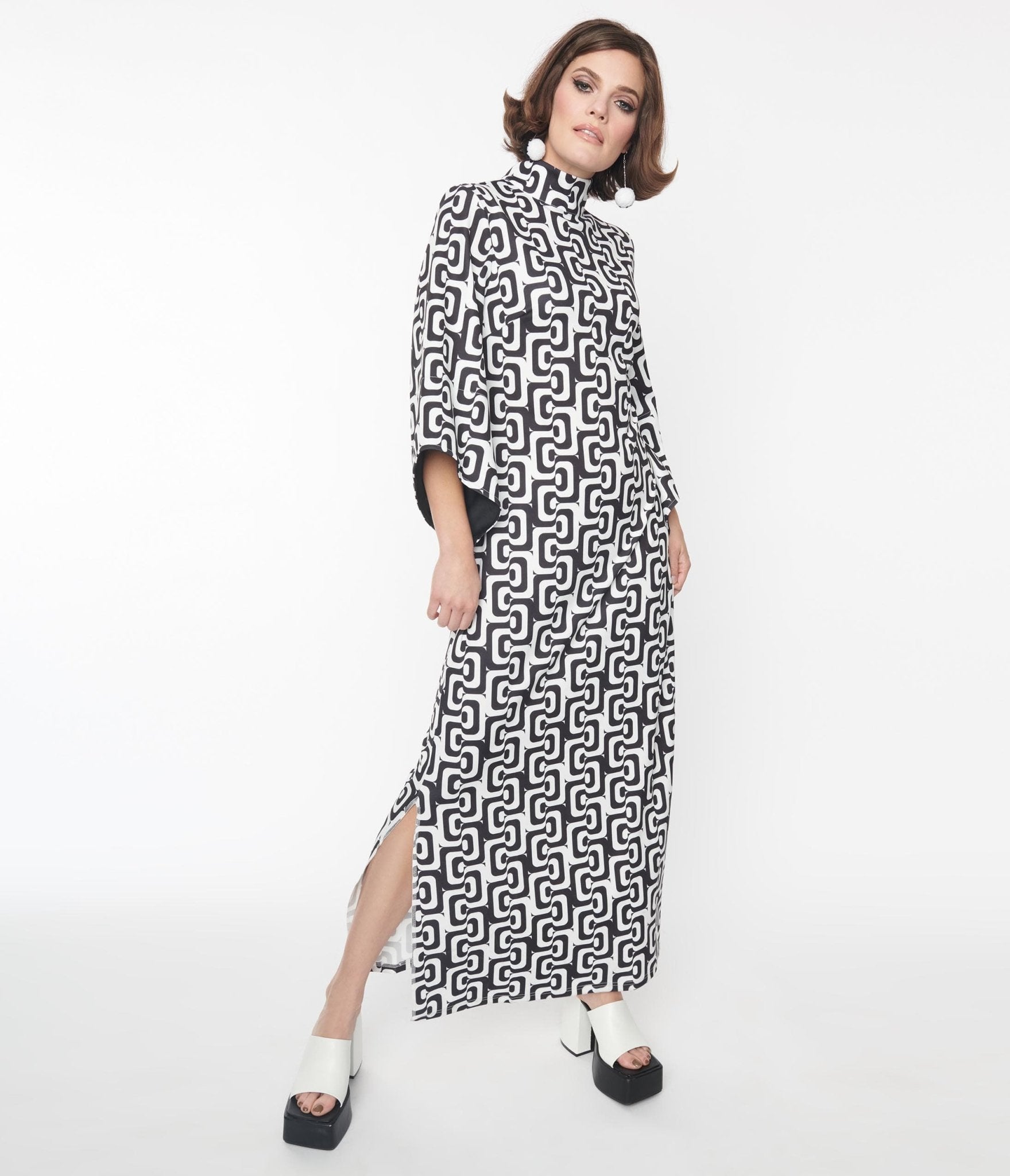  Black & White Mod About You Maxi Dress