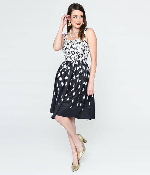  Black & White Snowdrop Floral Swing Dress