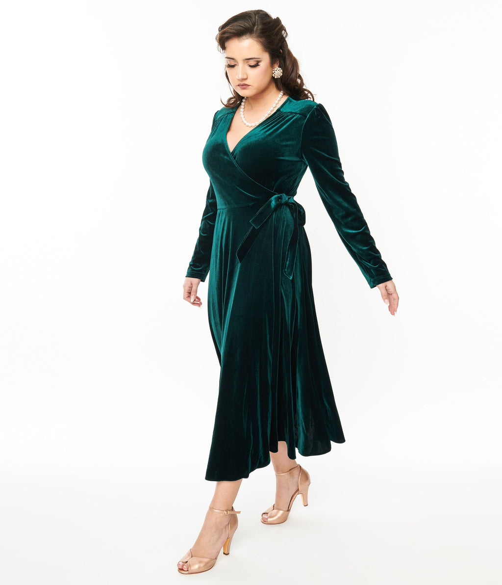  Collectif Green Velvet Kendra Wrap Dress