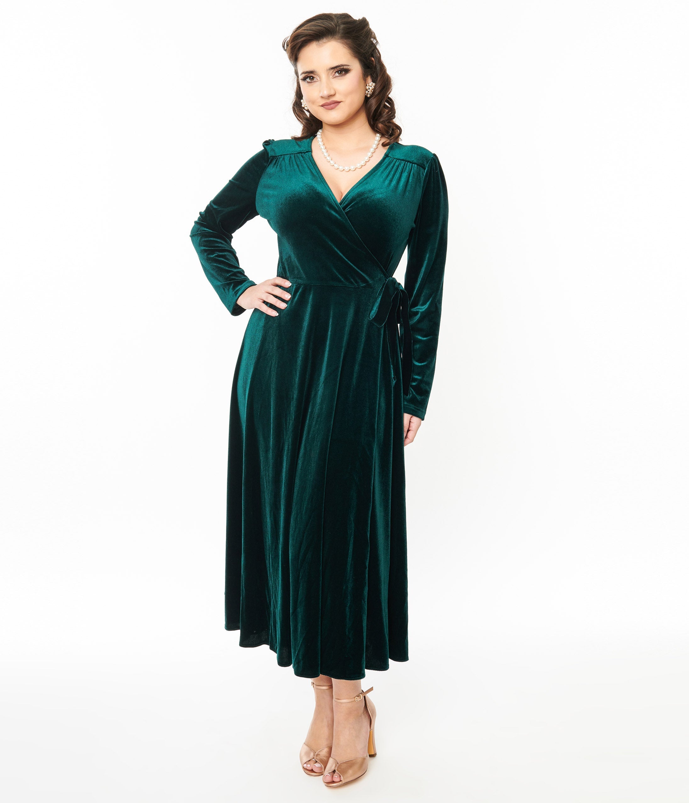  Collectif Green Velvet Kendra Wrap Dress