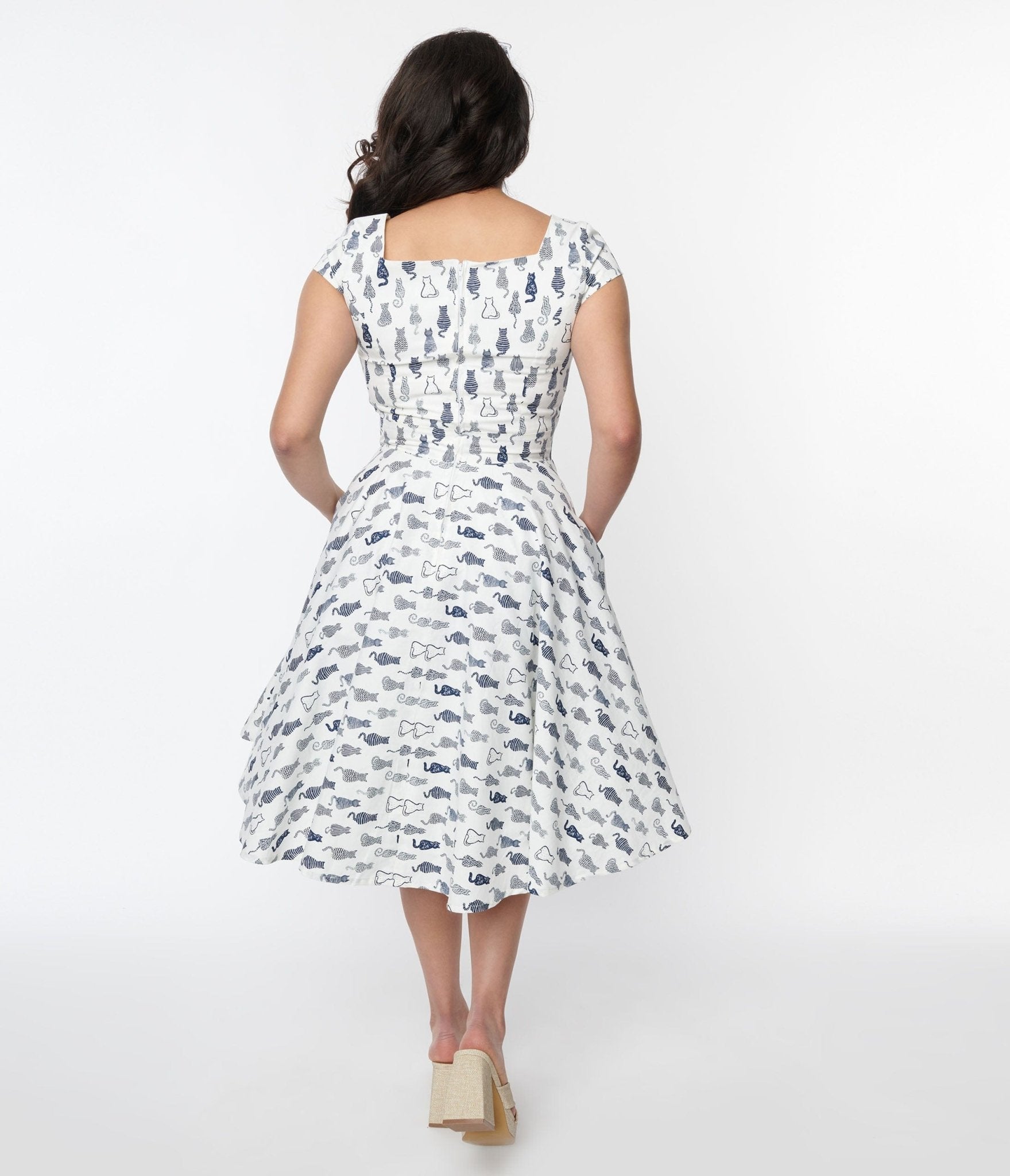  Magnolia Place Ivory & Navy Cat Anna Swing Dress