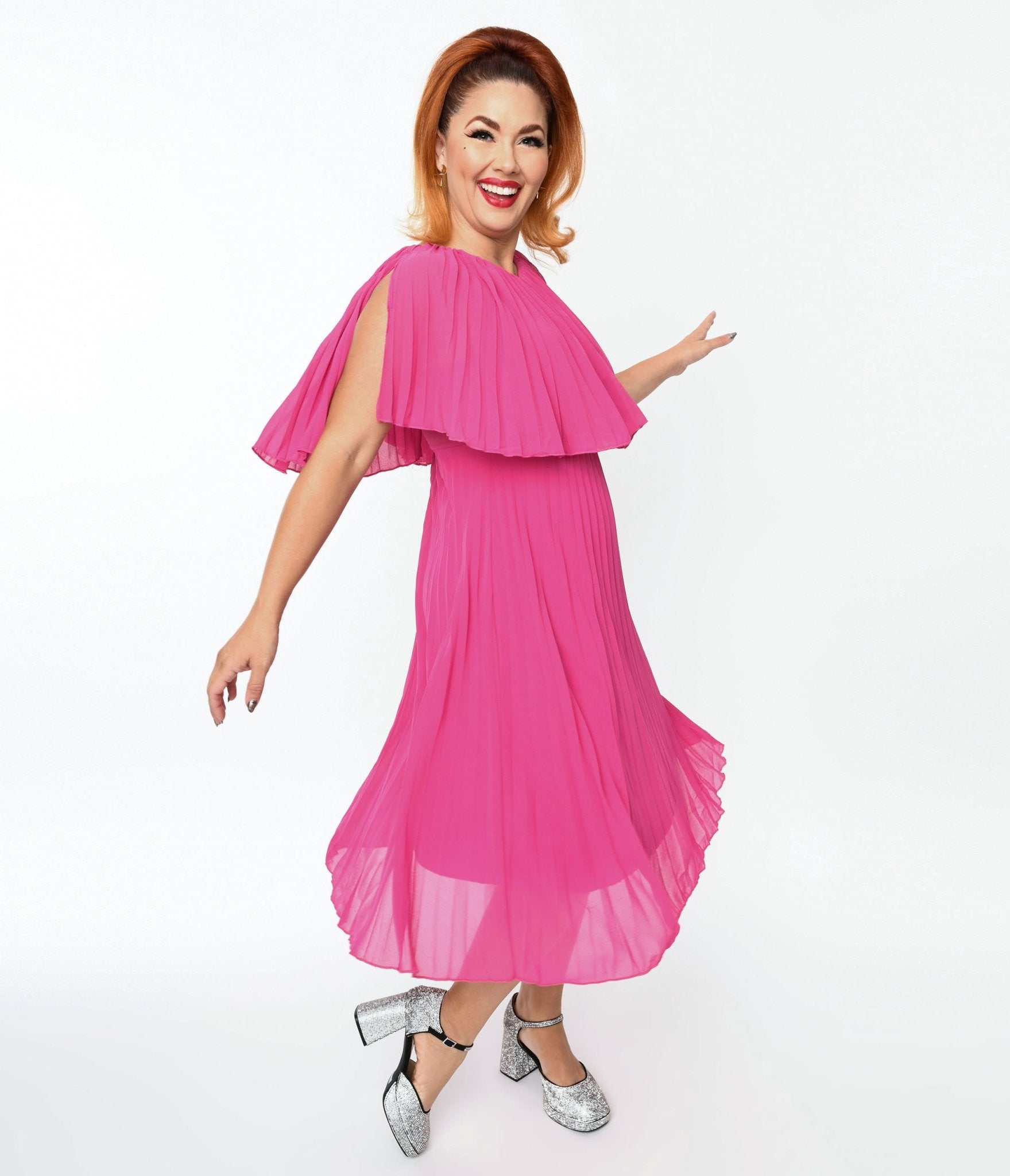  Plus Size Fuchsia Pleated Midi Dress