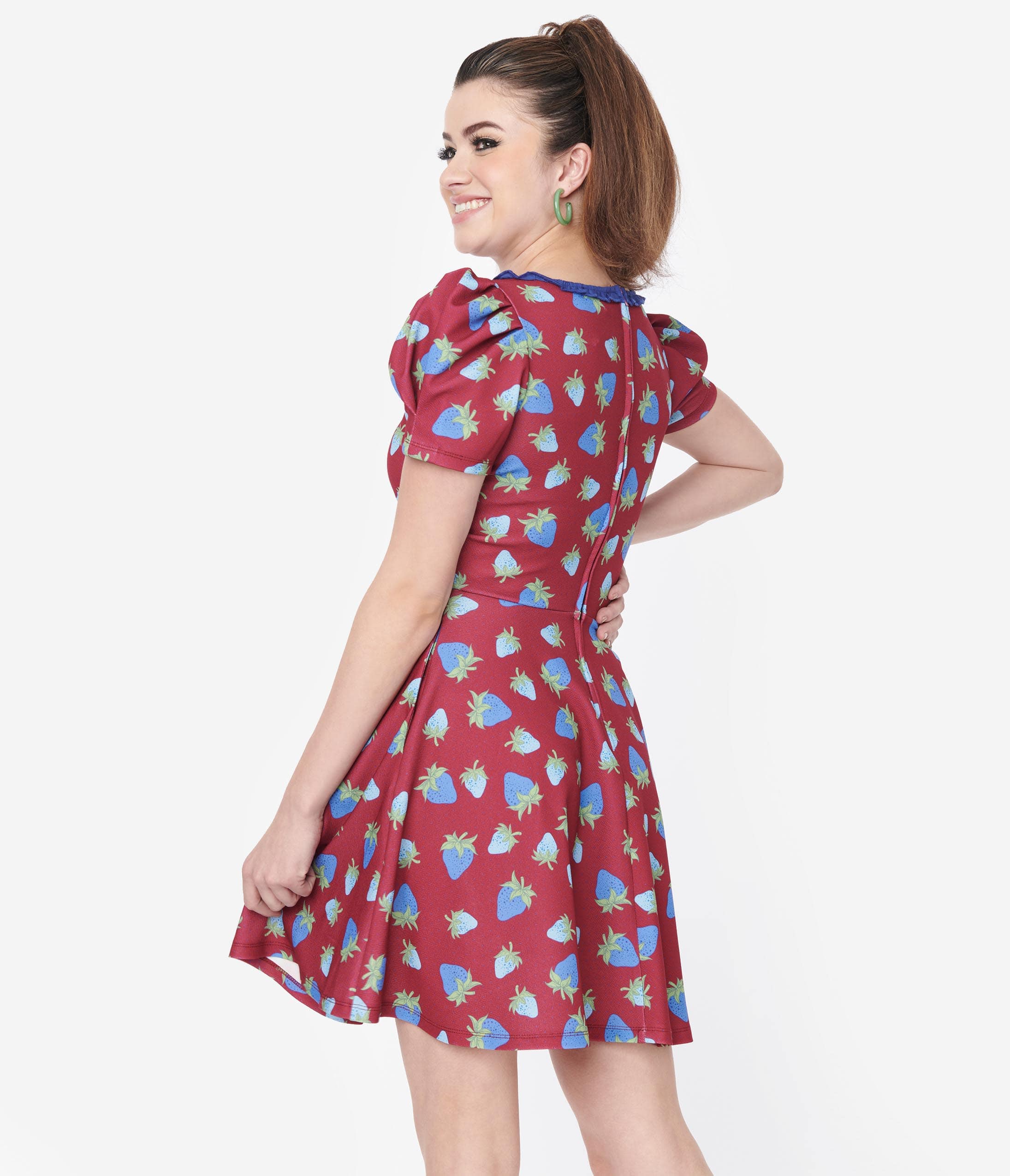  Smak Parlour Burgundy & Blue Strawberry Group Chat Flare Dress