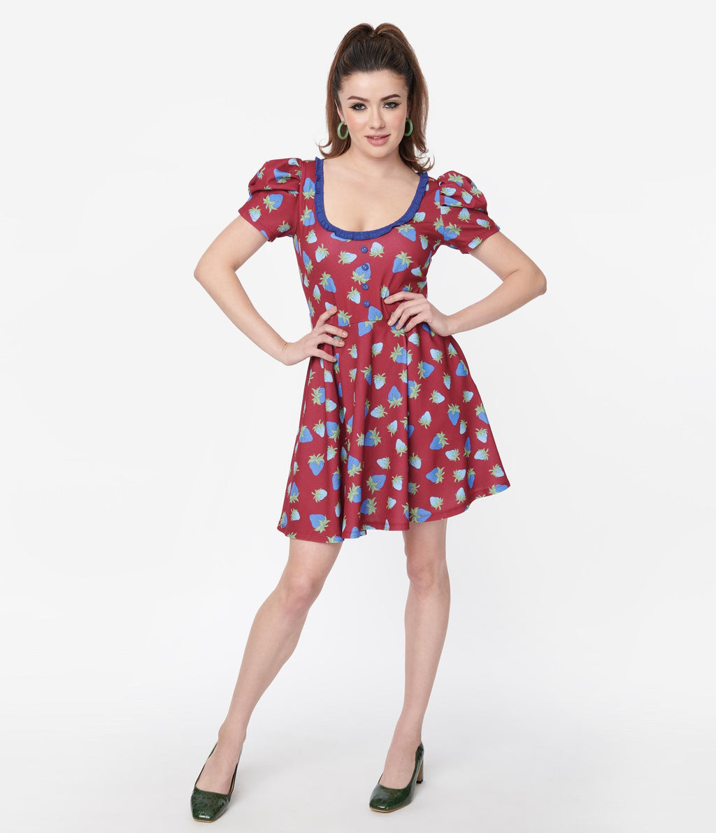  Smak Parlour Burgundy & Blue Strawberry Group Chat Flare Dress
