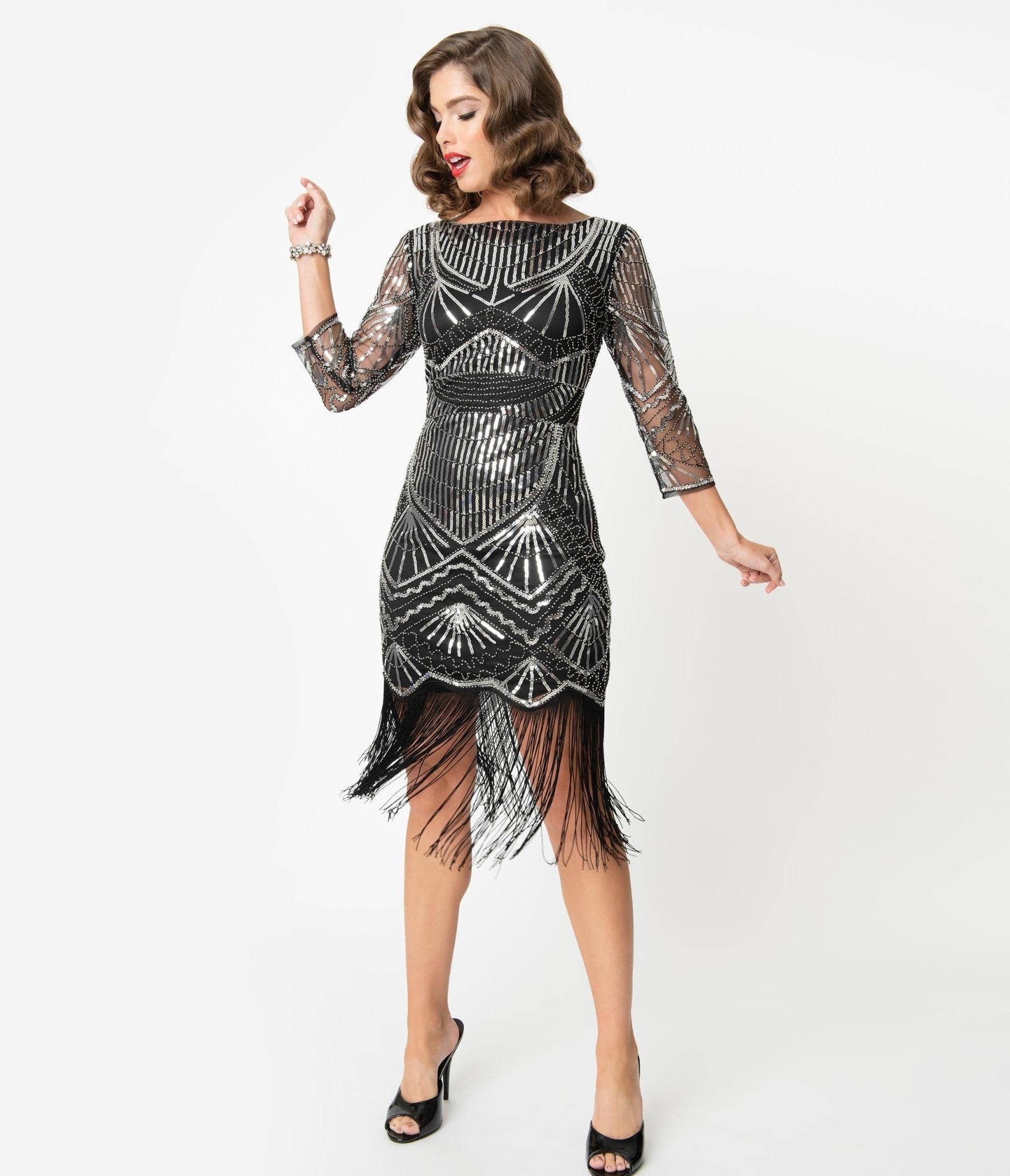  Unique Vintage 1920s Black & Silver Sequin Sleeved Therese Flapper Dress