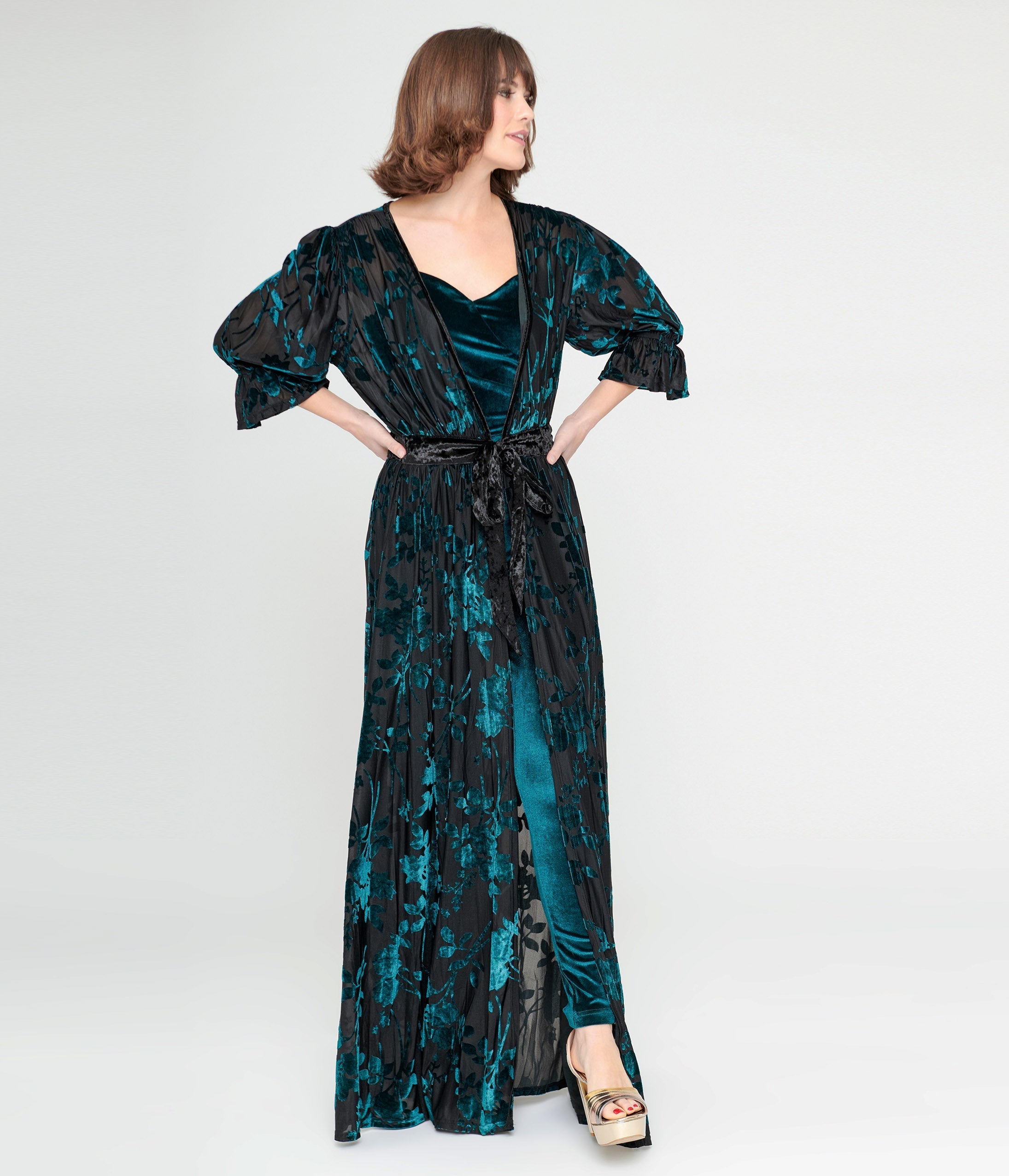  Unique Vintage Black & Teal Floral Velvet Burnout Duster