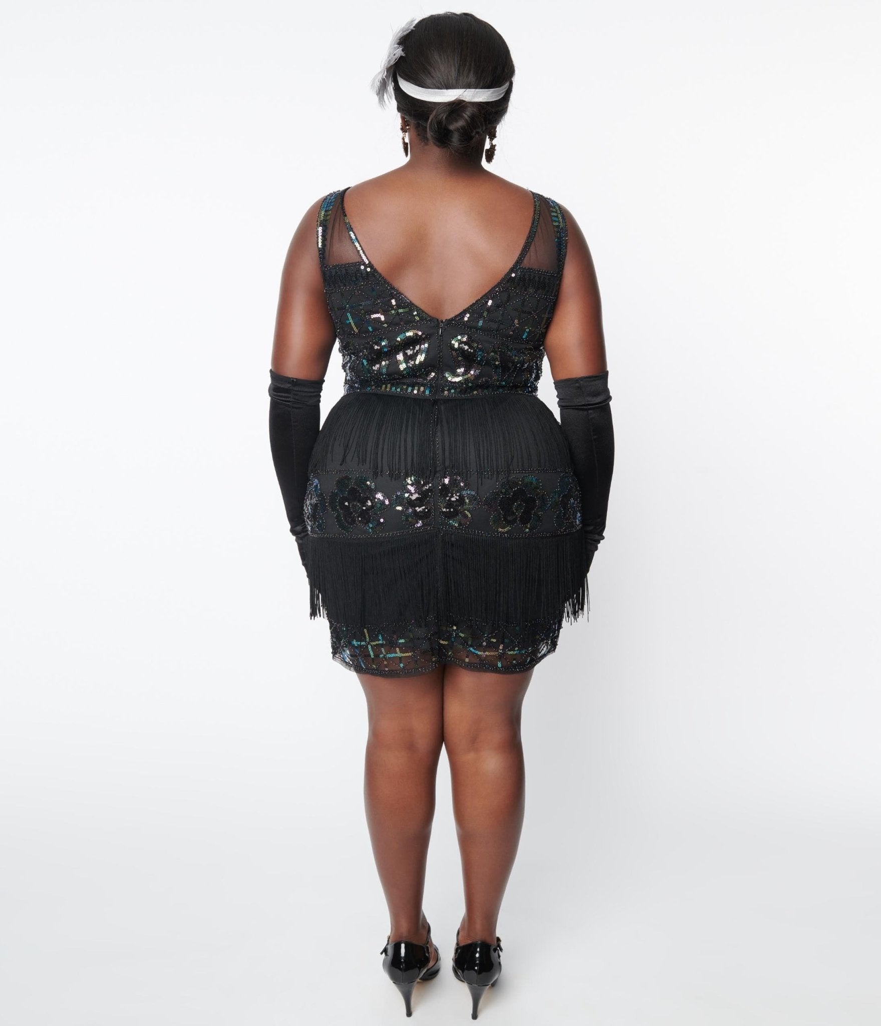  Unique Vintage Plus Size 1920s Black & Iridescent Sequin Sleeveless Flapper Dress