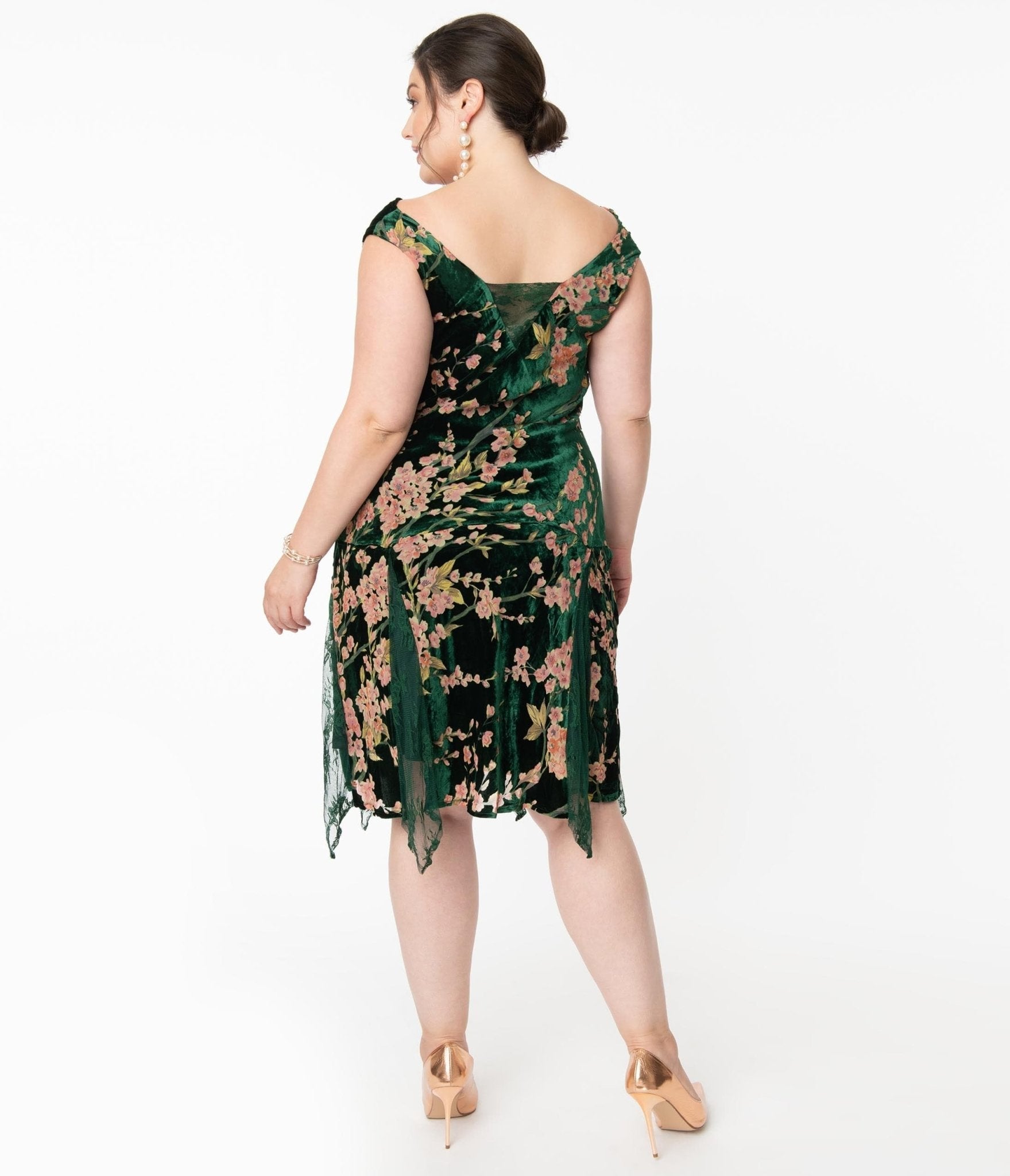  Unique Vintage Plus Size 1920s Emerald Velvet Floral Burnout Hemingway Flapper Dress