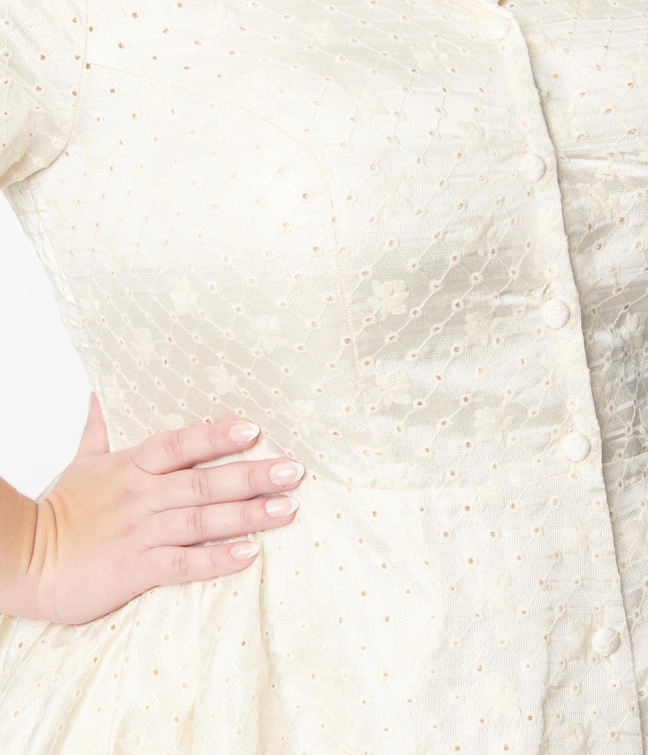  Unique Vintage Plus Size Ivory & Gold Brocade Swing Dress