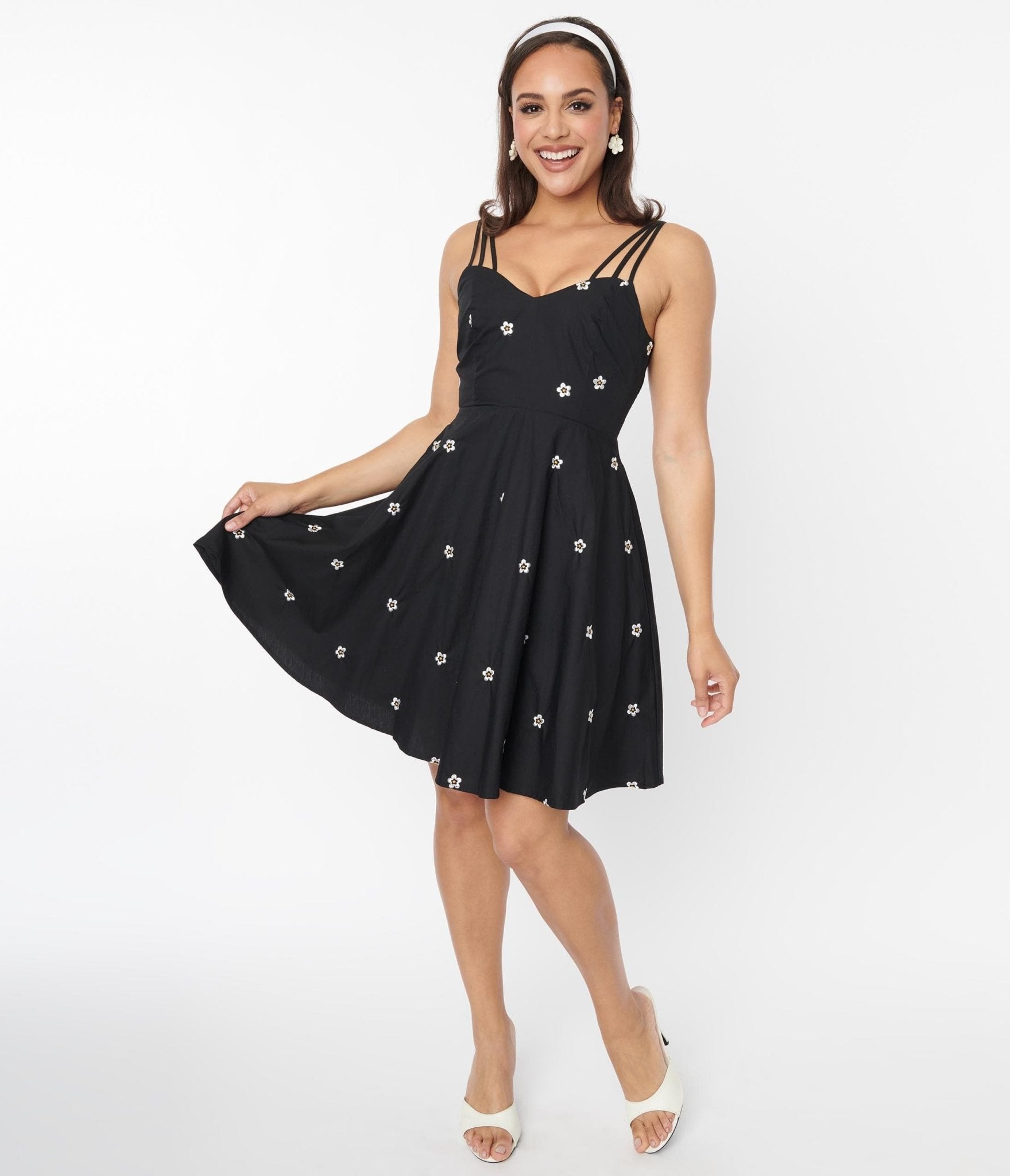  Voodoo Vixen Black & White Daisy Fit & Flare Dress