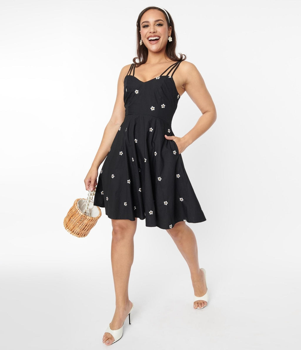  Voodoo Vixen Black & White Daisy Fit & Flare Dress