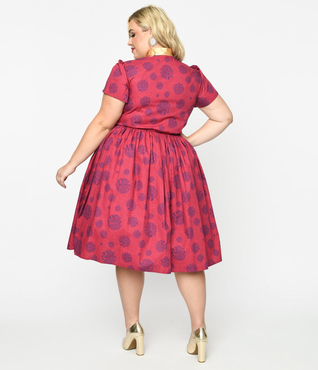  Willy Wonka X Unique Vintage Plus Size Berry Swirls & Gold Bow Swing Dress